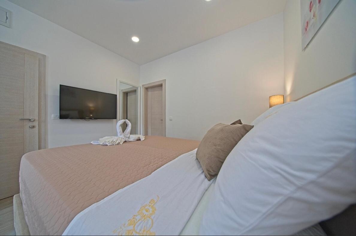 Villa Radic สตอน ภายนอก รูปภาพ